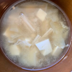 白菜とえのきのお味噌汁